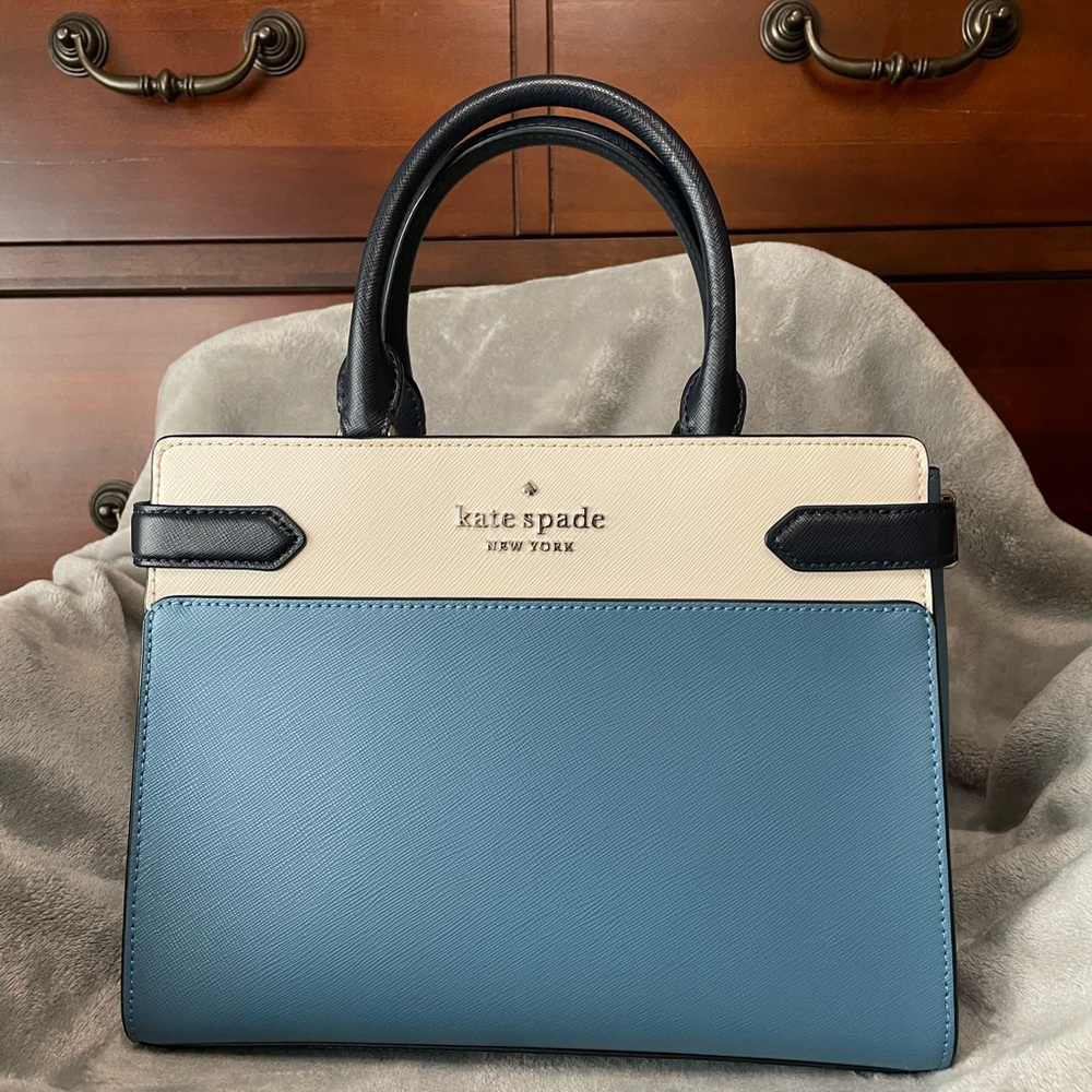 LIKE NEW Kate Spade Classic Satchel